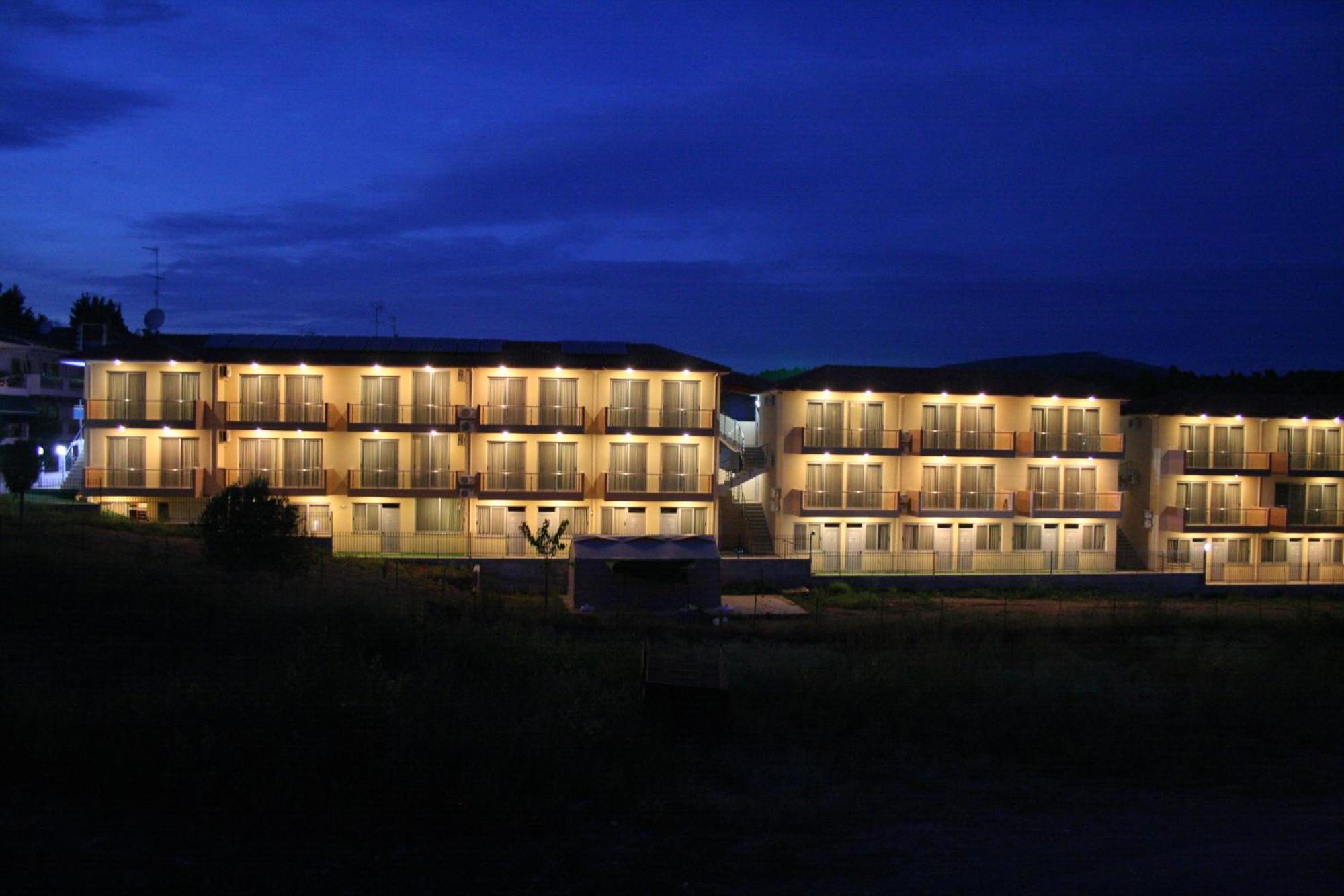 4-You Metamorfosi  Exterior photo